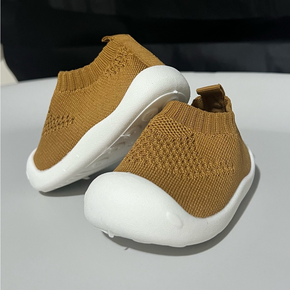 ❌SOLD NEW Sock Shoes size 5-5.5/13-18mo.